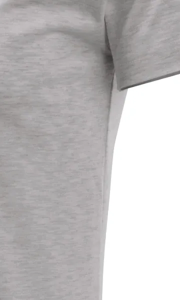 Einfaches Herren Poloshirt - Mit Seitennähten geschnitten
