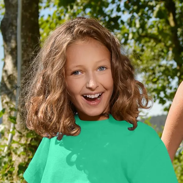 Das einfache T-Shirt der Kinder - Klassischer Rundhalsausschnitt