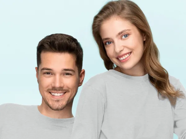 T-Shirt mit langen Ärmeln, geringes Gewicht - Klassischer Rundhalsausschnitt