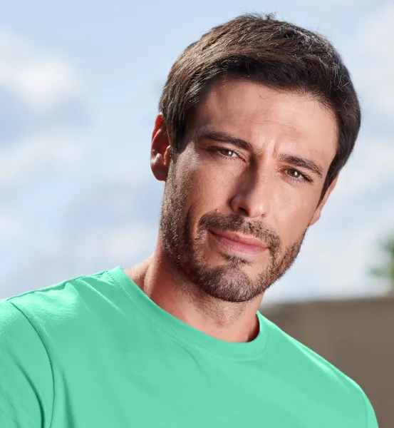 Das einfache T-Shirt der Männer - Klassischer Rundhalsausschnitt