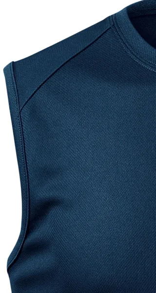 Herrentop - Bequeme breite Schultern