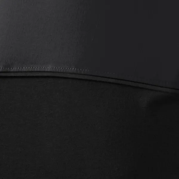 T-Shirt mit zwei Farben - 100% Baumwolle für maximalen Tragekomfort