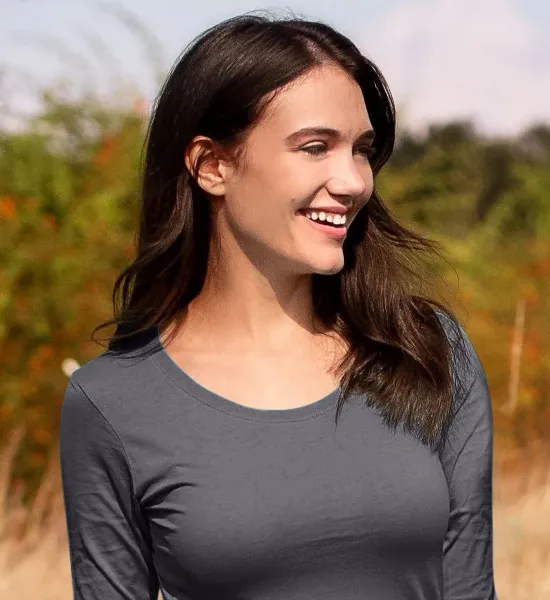 Damen T-Shirt mit langen Ärmeln - Tiefer Rundhalsausschnitt