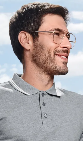 Kontrastiertes Poloshirt für Herren - 3-Knopf-Verschluss