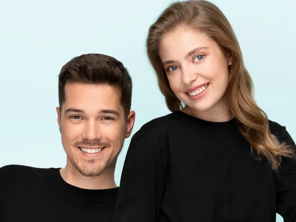 T-Shirt mit langen Ärmeln, geringes Gewicht - Klassischer Rundhalsausschnitt