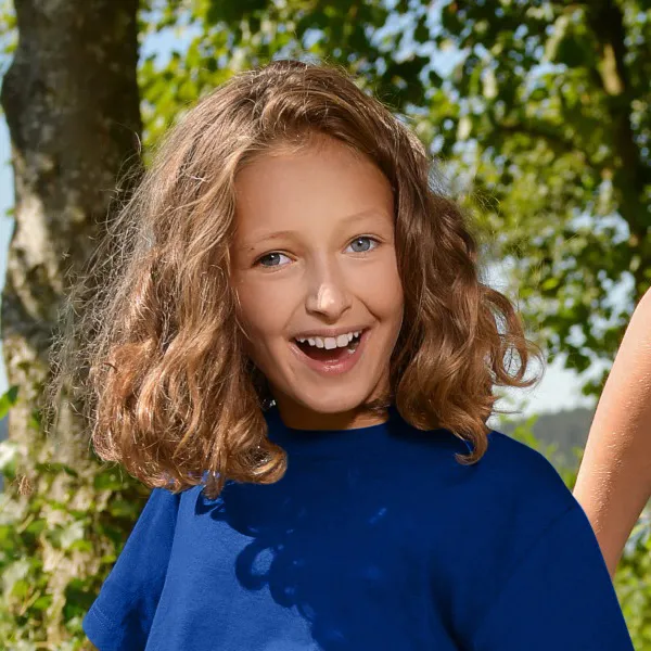 Das einfache T-Shirt der Kinder - Klassischer Rundhalsausschnitt