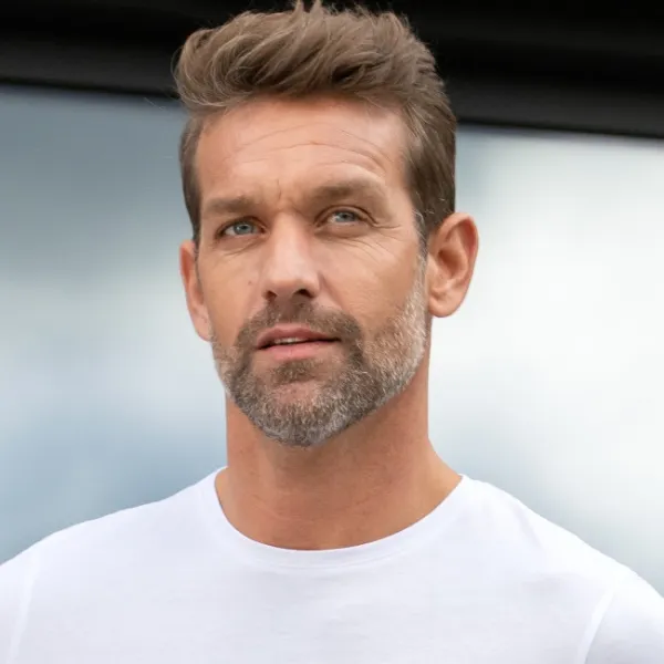 Exklusives Herren-T-Shirt - Klassischer Rundhalsausschnitt