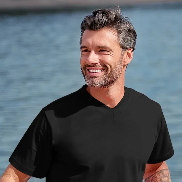 T-Shirt mit kurzen Ärmeln, mittleres Gewicht - V-Ausschnitt