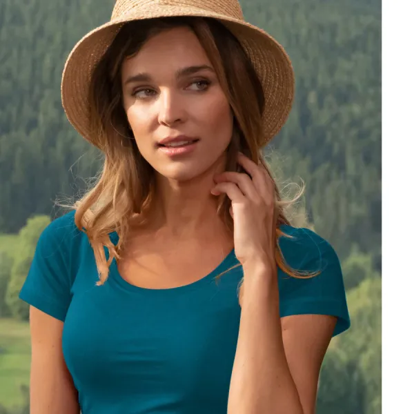 Damen T-Shirt mit Ziernähten - Tiefer Rundhalsausschnitt