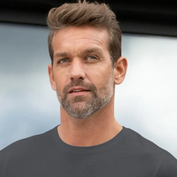 Exklusives Herren-T-Shirt - Klassischer Rundhalsausschnitt
