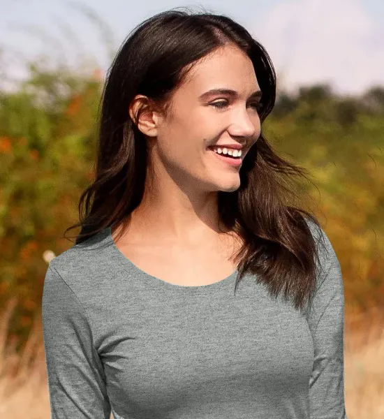 Damen T-Shirt mit langen Ärmeln - Tiefer Rundhalsausschnitt