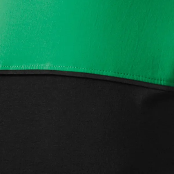 T-Shirt mit zwei Farben - 100% Baumwolle für maximalen Tragekomfort