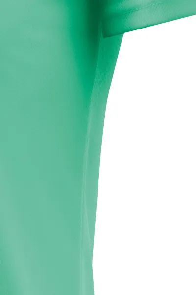 T-Shirt mit asymmetrischem Ausschnitt - Mit Seitennähten geschnitten