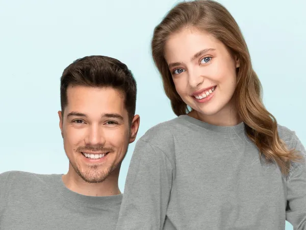 T-Shirt mit langen Ärmeln, geringes Gewicht - Klassischer Rundhalsausschnitt