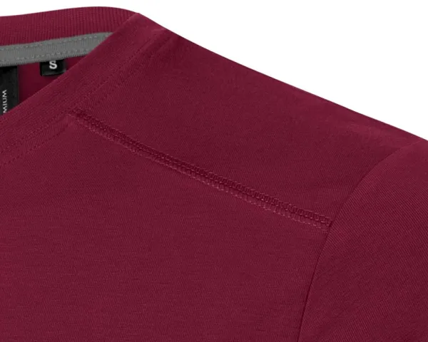 Herren T-Shirt verziert - Dekorative Steppnähte vorne oben